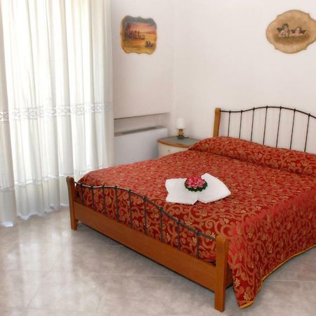 Mare And City House مانفريدونيا المظهر الخارجي الصورة